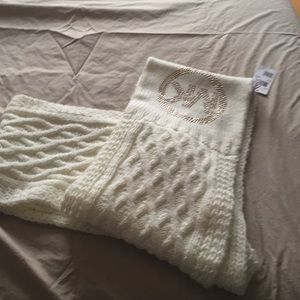 Micheal Korse winter scarf